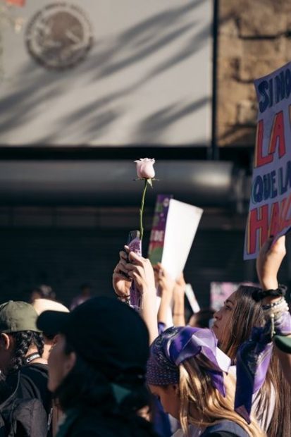 intersectional chicana feminisms sitios y lenguas pdf